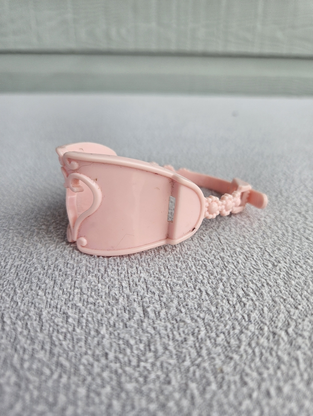 Barbie Princess & The Pauper Replacement Pink Horse Saddle Accessory